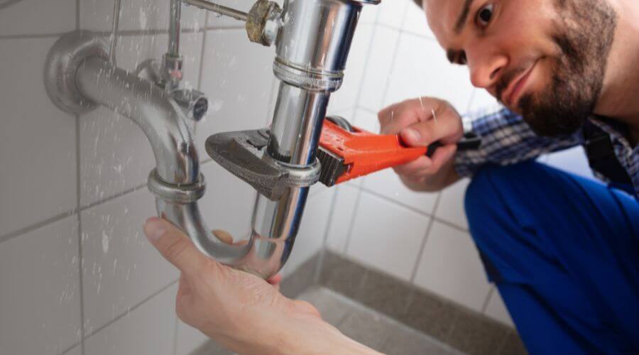 Professional same day plumber services in Loretto, MI
